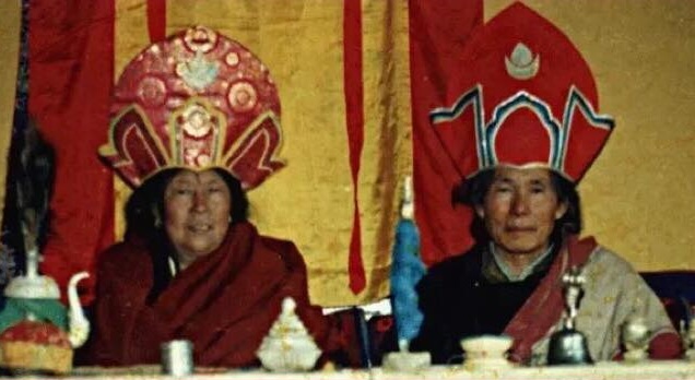 File:Lama Chonyi Longdrol with Semo Dechen Yudron.jpg
