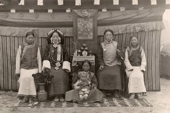 In Kham, an independent large kingdom for hundreds of years.