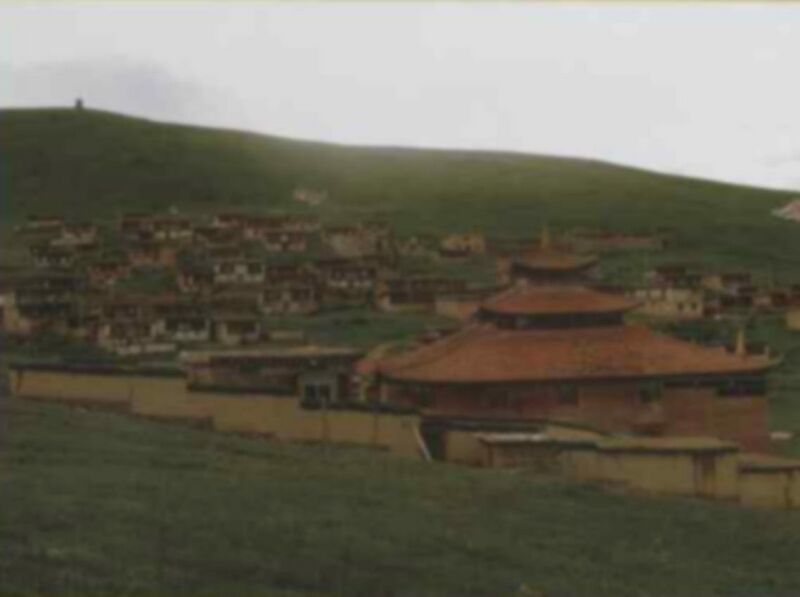 File:15a00-yarlung-pemako.jpg