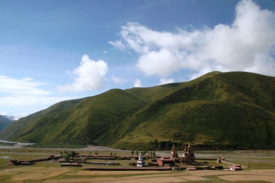 A Jonang monastery on the banks of the Mar Chu, in Golok